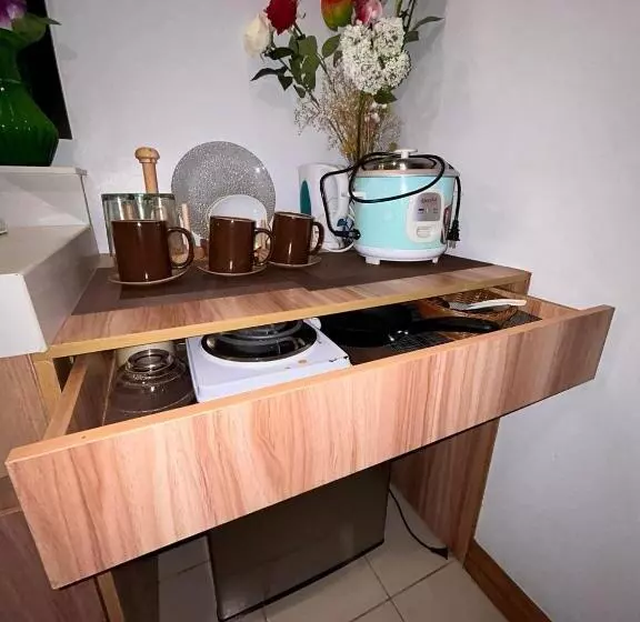 Hotelli Reddoorz Plus @ Urban Deca Tower Edsa 2