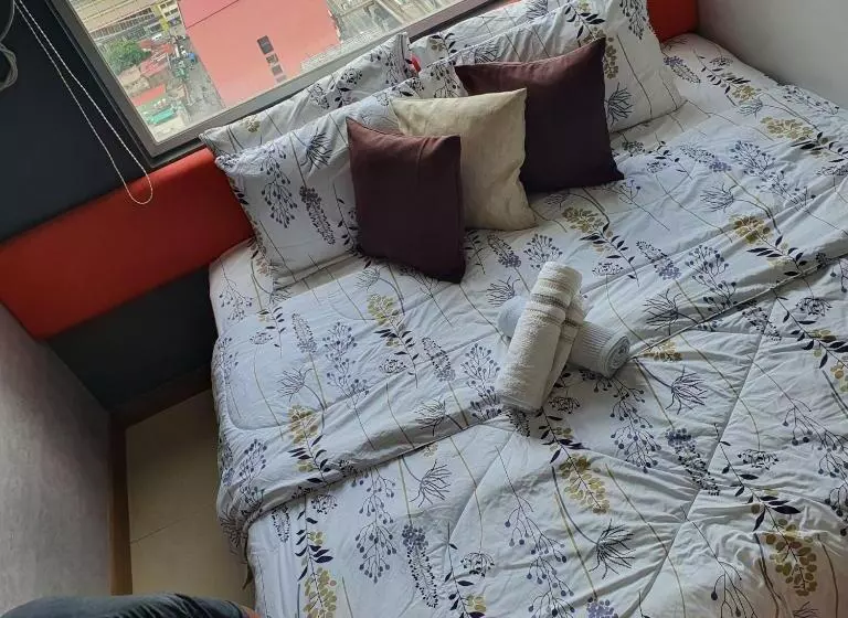 Hotelli Reddoorz Plus @ Urban Deca Tower Edsa 2