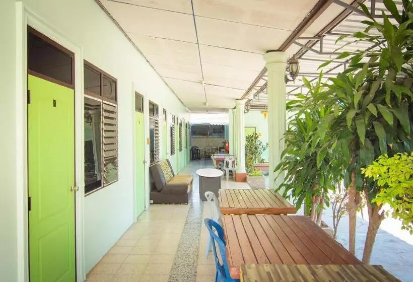 Pattaraporn Hotel By Oyo Rooms