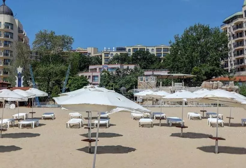 1 St Line Izvora Hotel Golden Sands