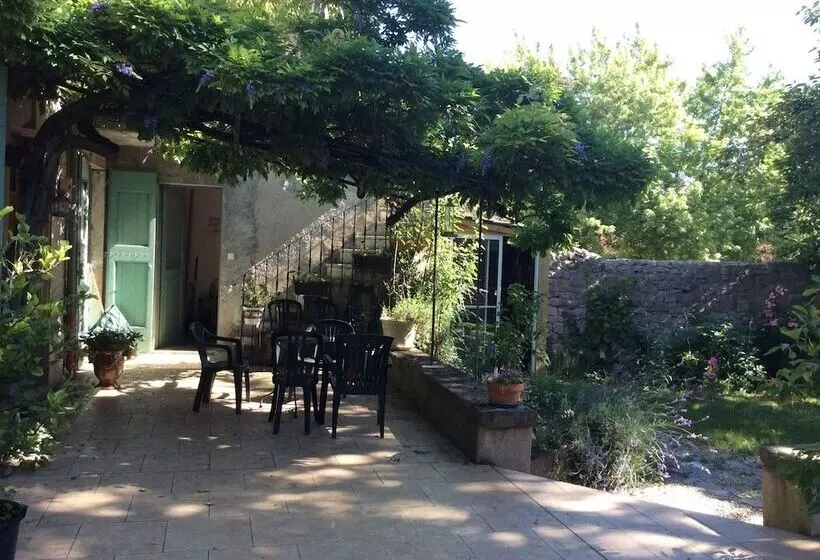 ベッドアンドブレックファースト Chambre D Hôte De La Fraternité