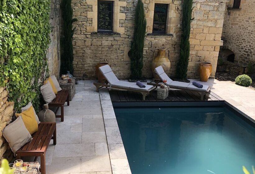 צימר Château De Saint Geniès