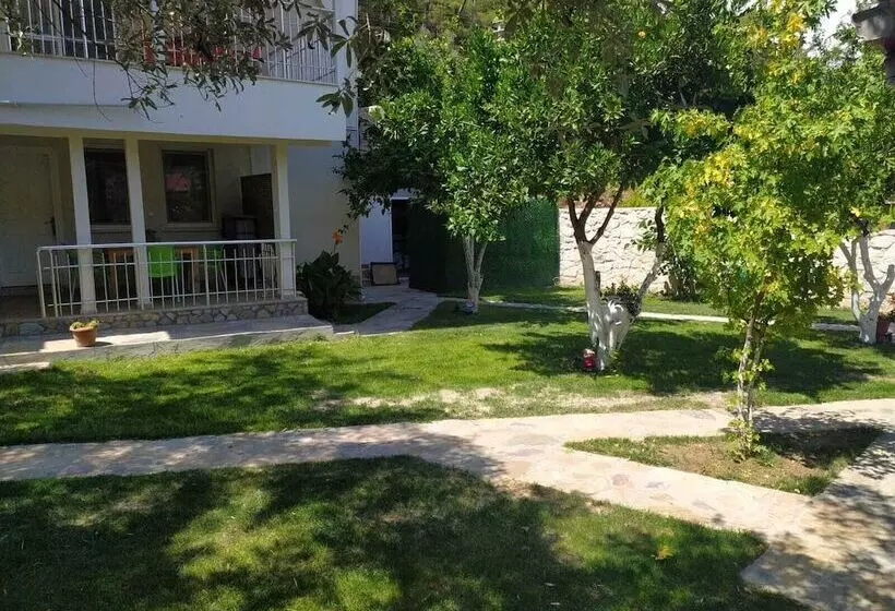 Bucak Apart Hotel Göcek & Beach