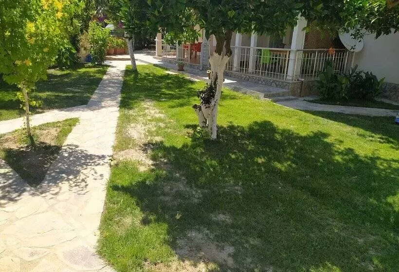 Bucak Apart Hotel Göcek & Beach