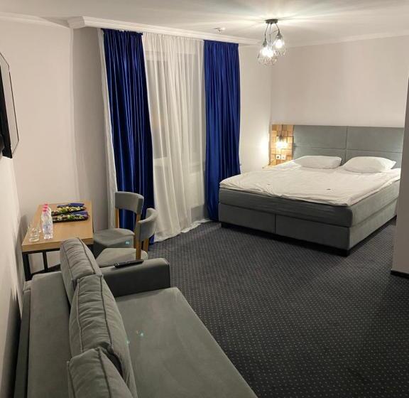 هتل Grofa Apartments