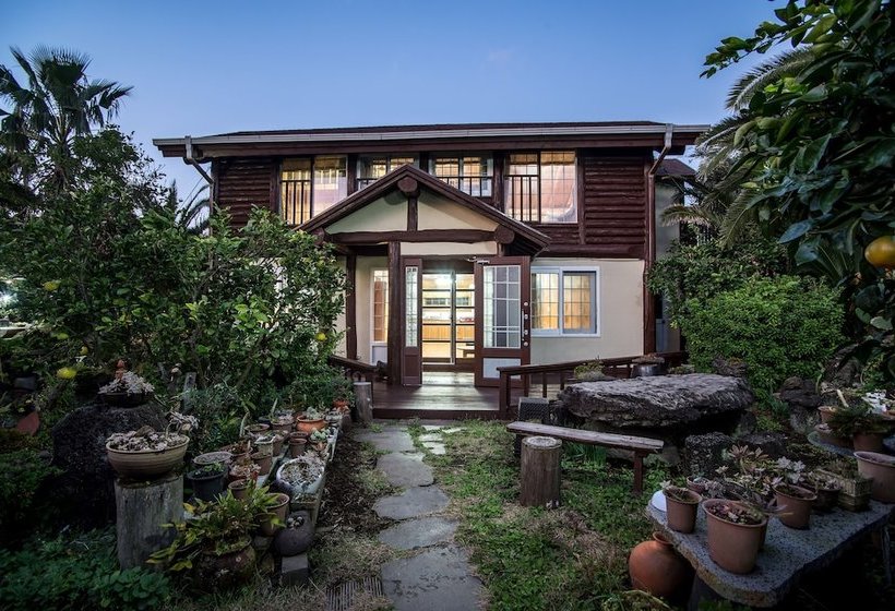 Jeju Seogwipo Log House Pension