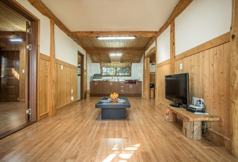 Jeju Seogwipo Log House Pension