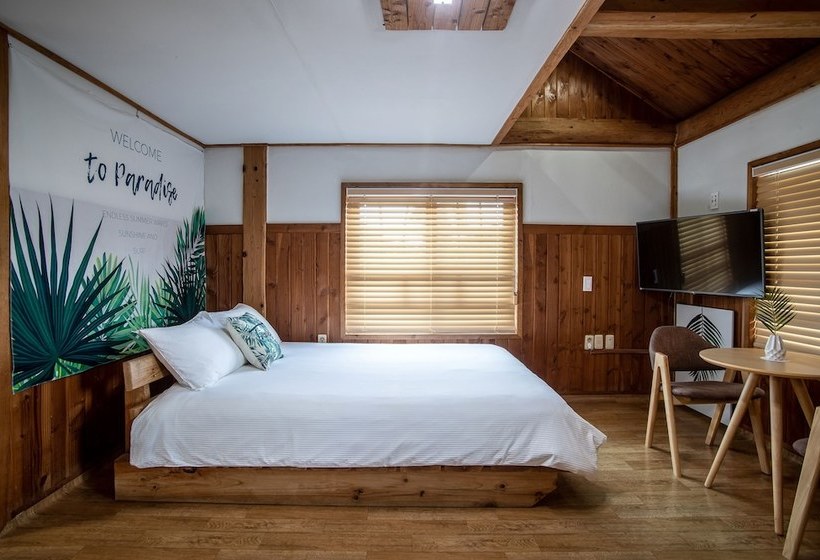 Jeju Seogwipo Log House Pension