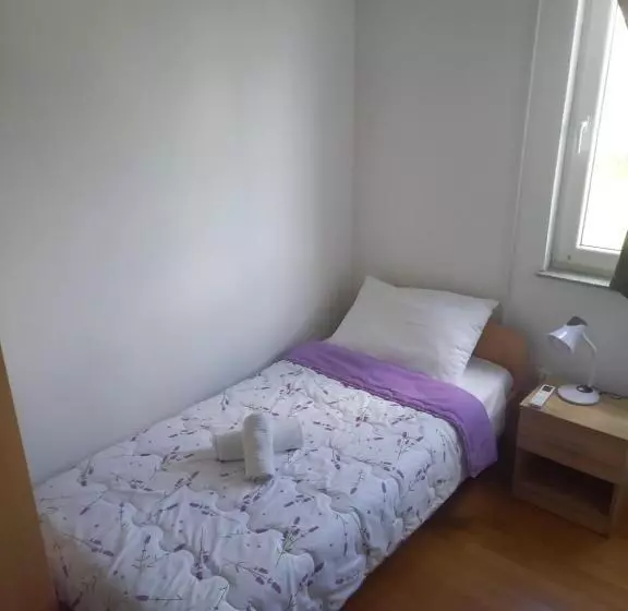 پانسیون Guest House Janja Ostojic