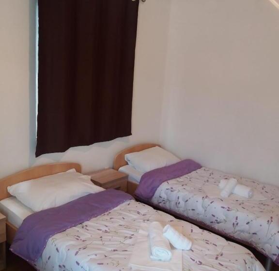 پانسیون Guest House Janja Ostojic