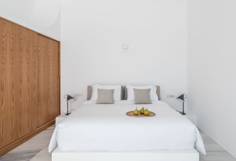 White Ark Adults Only