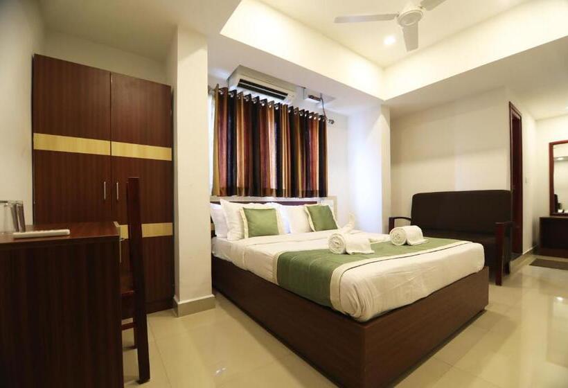 مبيت وإفطار Puthens Capitol Inn