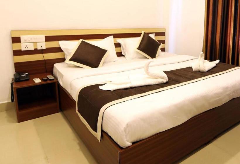 مبيت وإفطار Puthens Capitol Inn