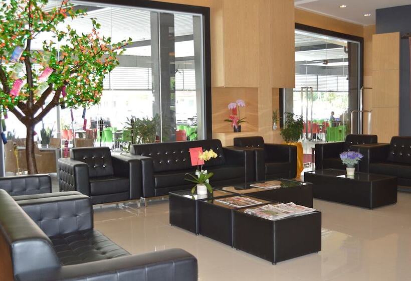 هتل Paragon Lutong