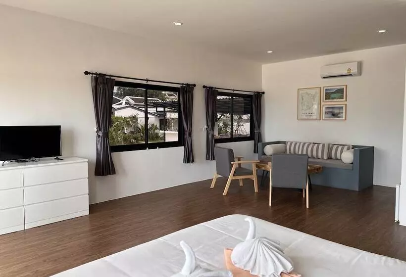 Hotelli Pearl Of Samui Resort