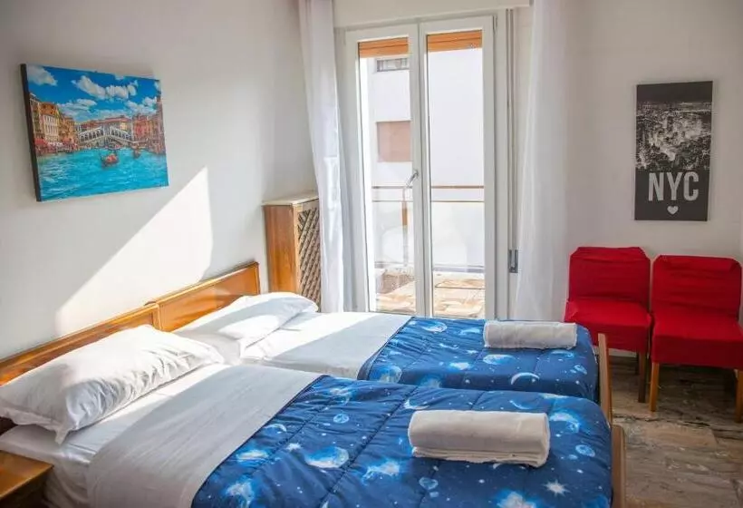 ペンション Venice Star House