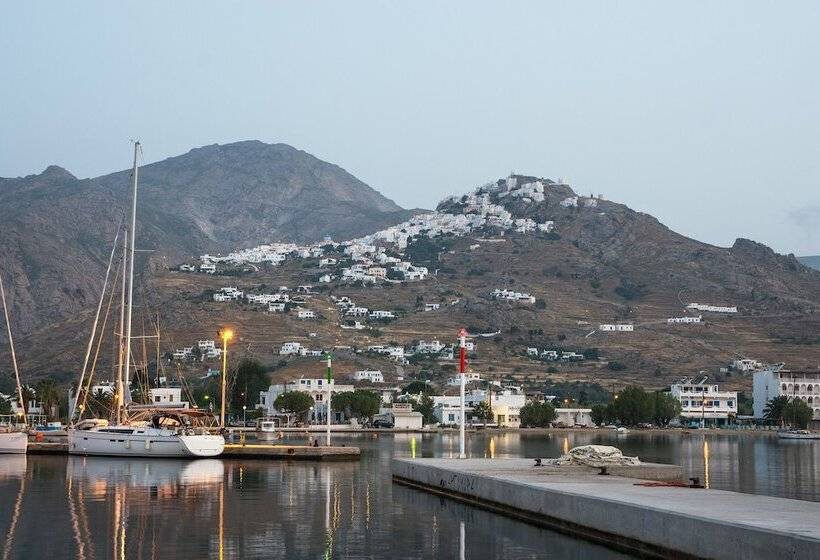 Seaspray House , Livadi Serifos