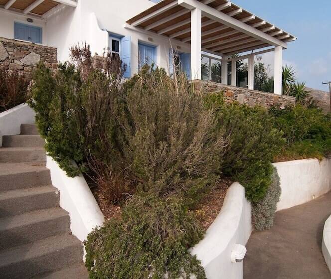 Seaspray House , Livadi Serifos
