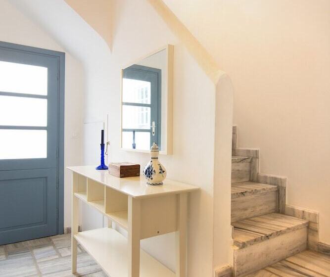 Seaspray House , Livadi Serifos