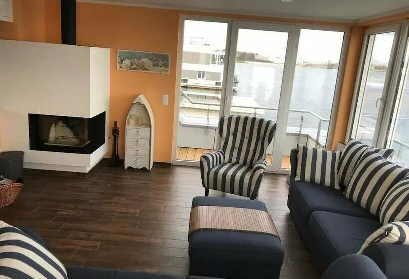 Hotel Hausboot Elandi