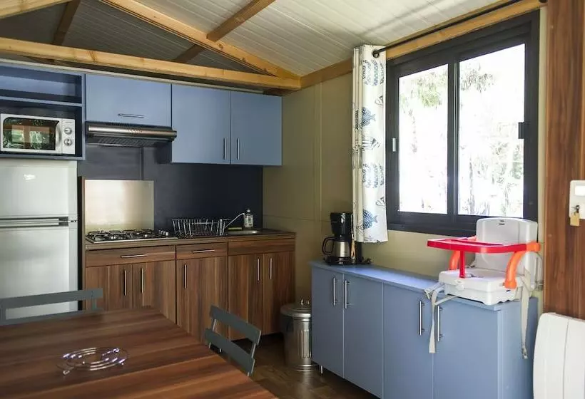 Hotelli Huttopia Ile De Ré   Chardons Bleus