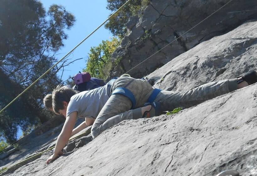 Maaseutuhotelli Camping Agrituristico Carso