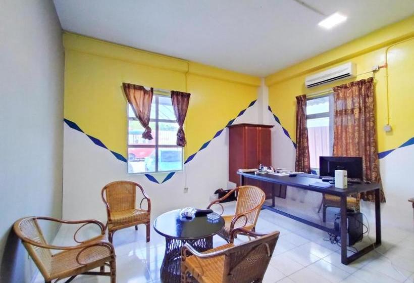 酒店 Spot On 89939 Platinum Inn