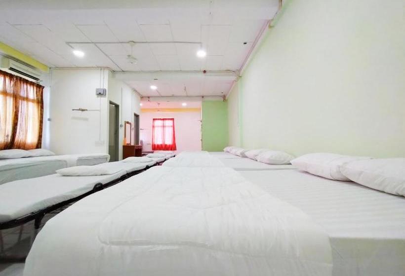 酒店 Spot On 89939 Platinum Inn