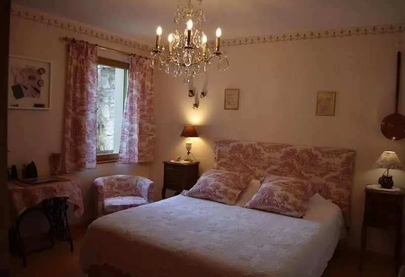 پانسیون Les Chambres De La Ville Haute