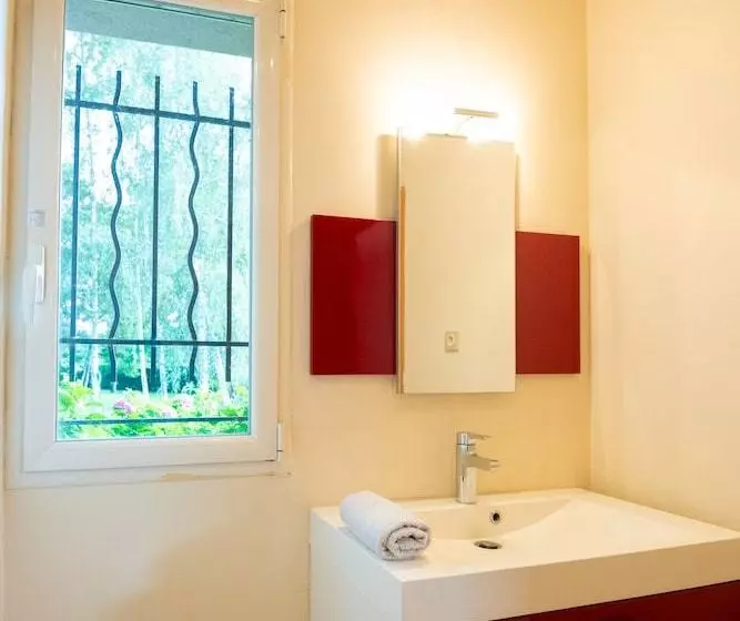 ペンション Montbrison Chambres Au Fil Du Vizézy