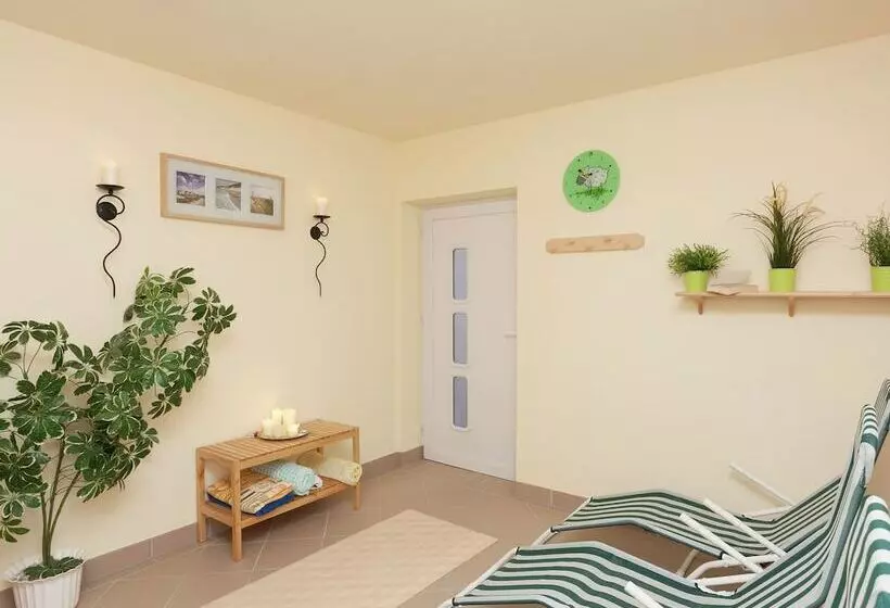 Fantastic Apartment In Frauenwald Near Forest