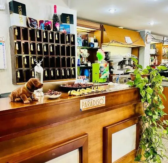 Hostal Paradiso