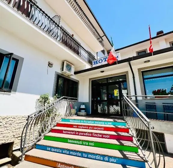 Hostal Paradiso