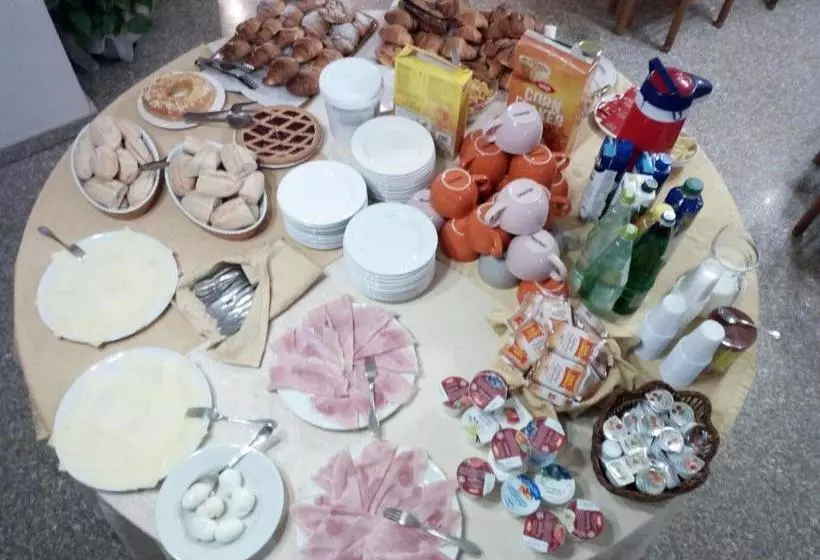 簡易ホテル Paradiso