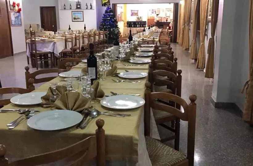 簡易ホテル Paradiso