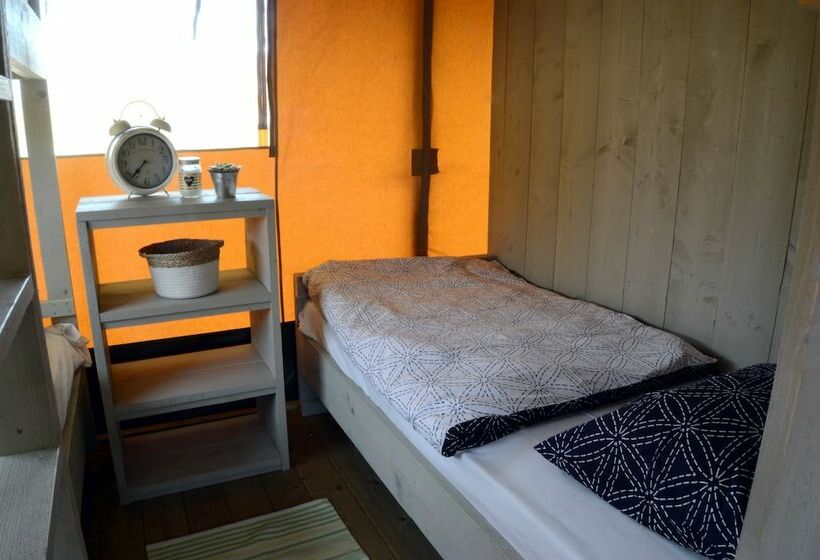 בית מלון כפרי Grande Glamping