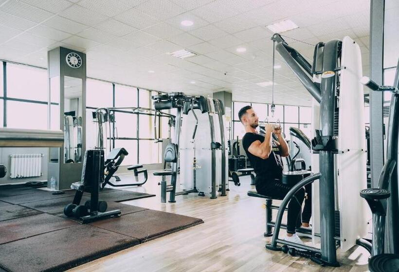 هتل Holiday Inn Dhaka City Centre By Ihg