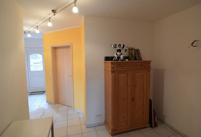 Beautiful Holdiday Home In Ulmen Near The Lake