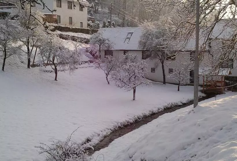 Quaint Farmhouse In Langenbach Near Lake
