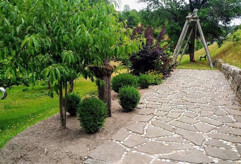Quaint Farmhouse In Langenbach Near Lake