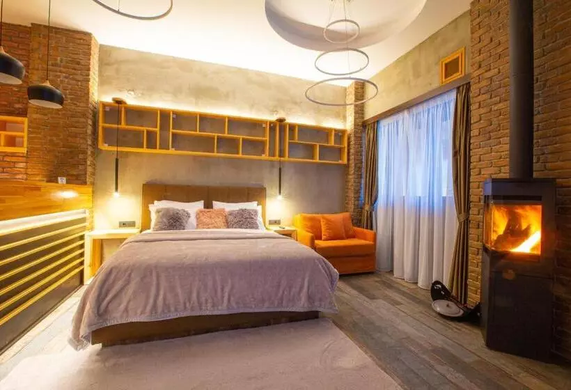 Adryades Luxury Apartments