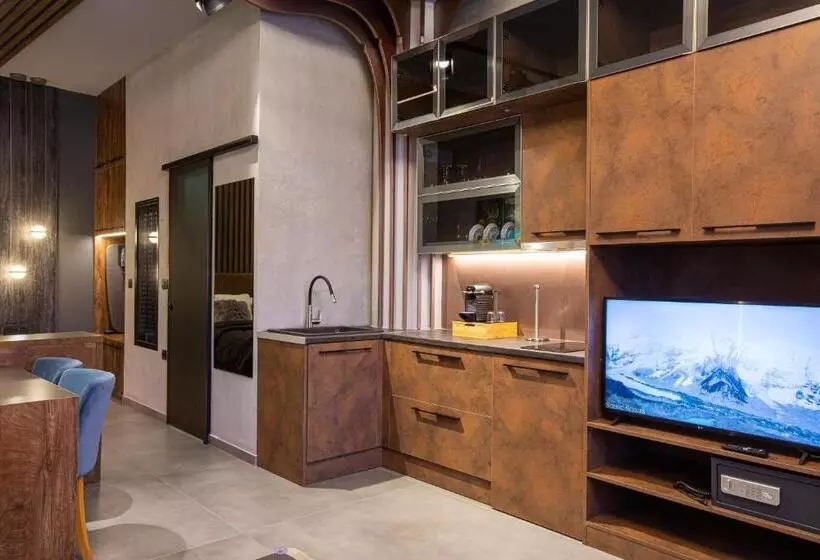 Adryades Luxury Apartments