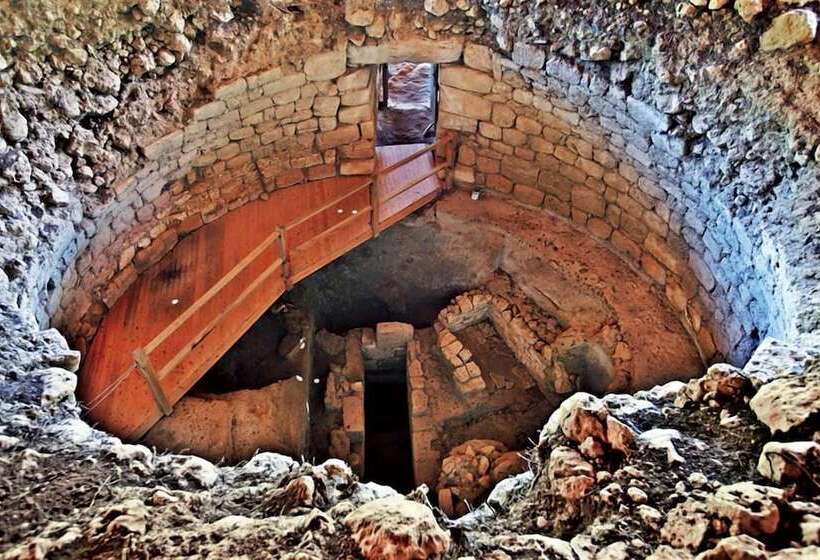 Alkyoni Studios & Apartments