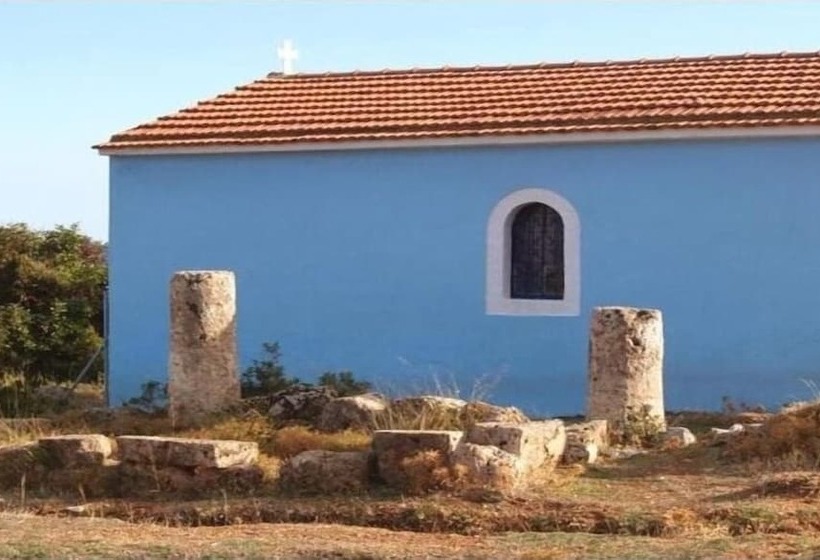 Alkyoni Studios & Apartments