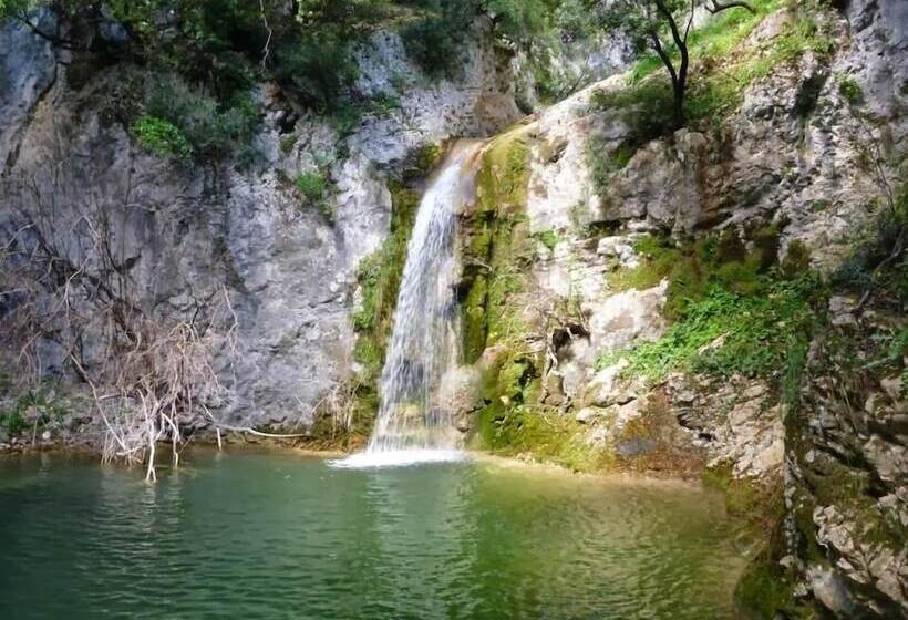 Alkyoni Studios & Apartments