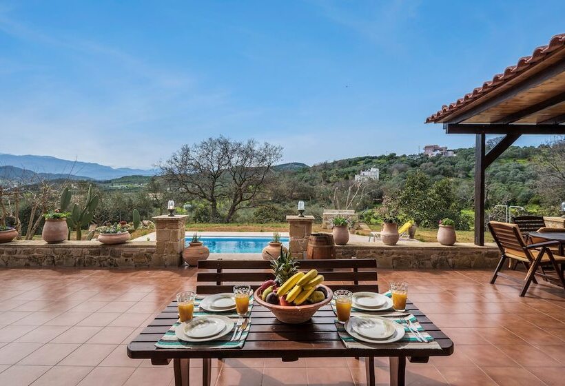 Athina Traditional Villa