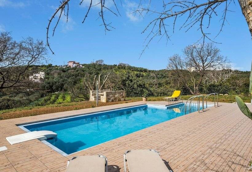 Athina Traditional Villa