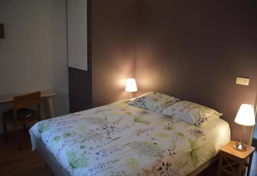 ベッドアンドブレックファースト Au Mas De Mont