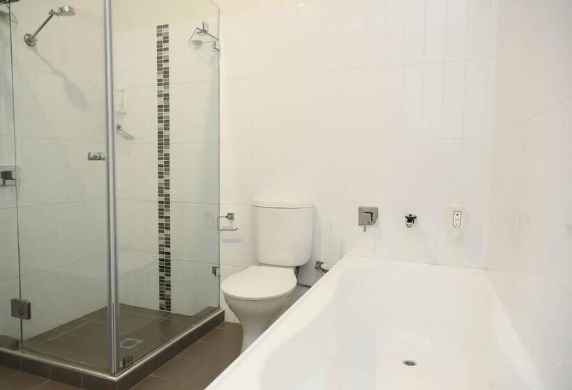 Centrepoint Apartments Griffith