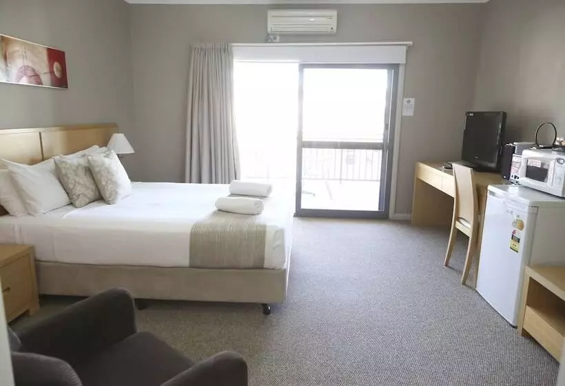 Centrepoint Apartments Griffith